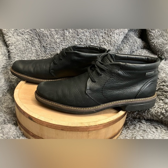 EUC Ecco Turn Leather Gore-Tex Tie Chukka Boots Black- US 13 / EU 47 main image 2